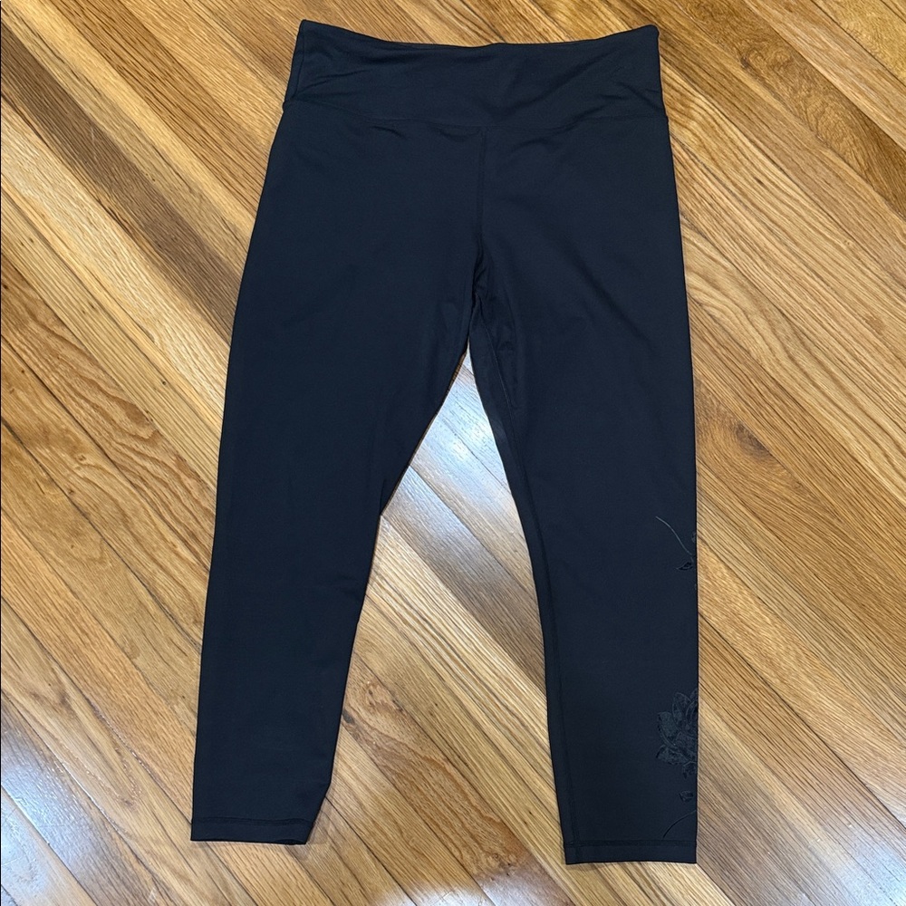 Zyia Black Leggings